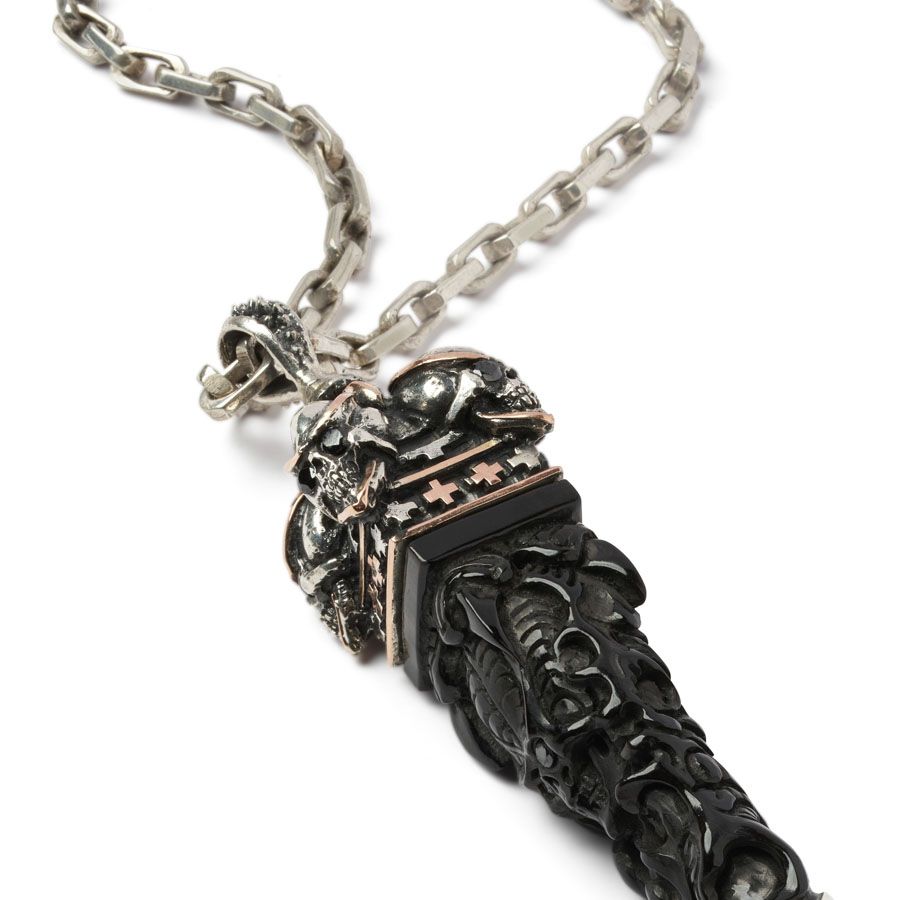 Kd2024 KDPE043 PENDANT SKULL KANNIBAL HORN