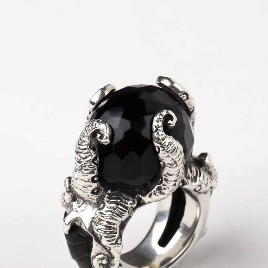 Kd2024 KDRI046 RING OCTOPUS DOMINATION