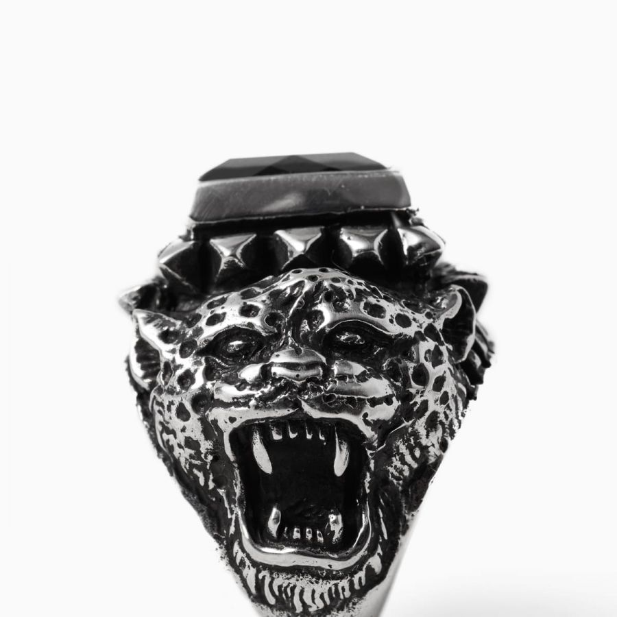 Kd2024 KDRI076 RING J STUDS