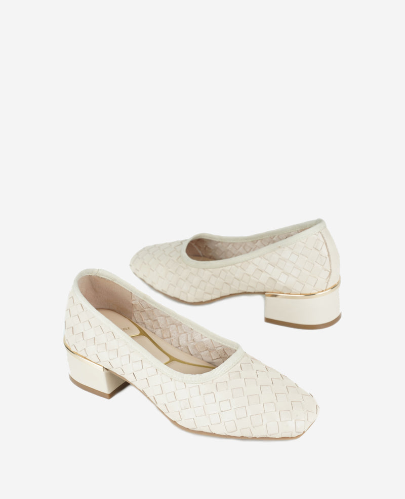 Kenneth Cole Birdie Woven Leather Pump