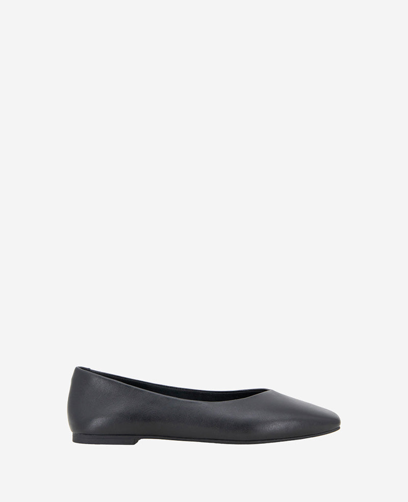 kenneth cole Johanna Leather Ballet Flat