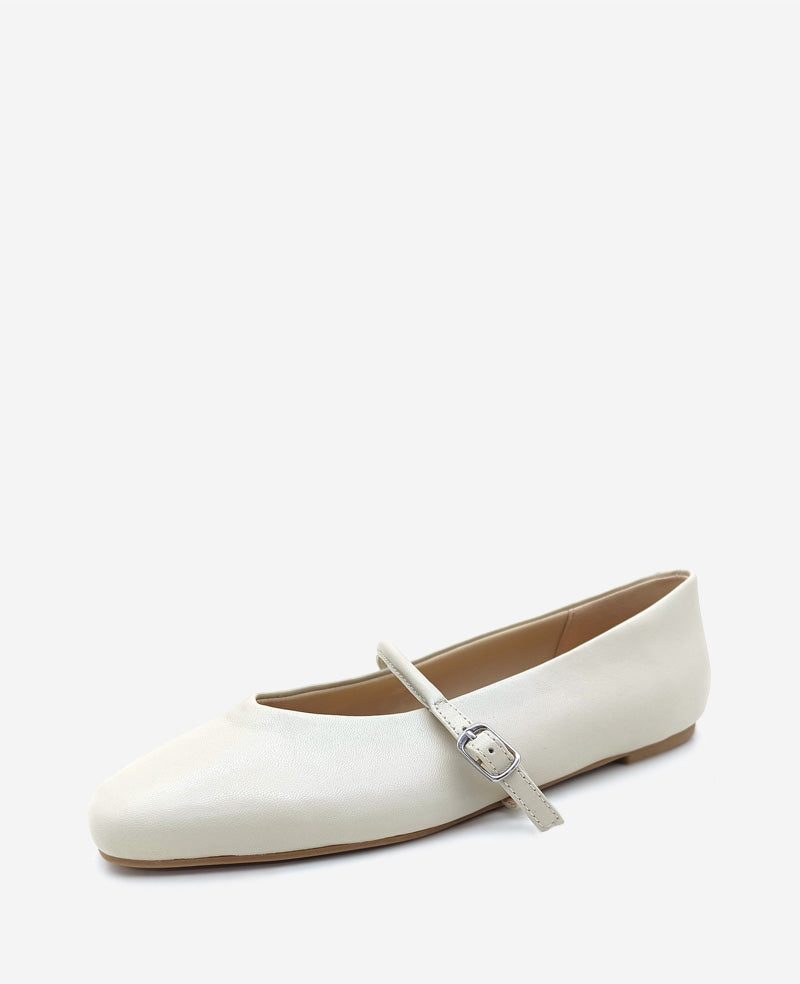 Kenneth Cole Magnolia Leather Ballet Flat