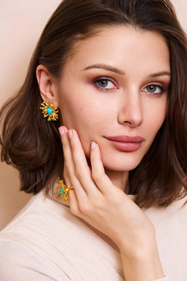 Kenneth Jay Lane Coral Reef Pierced Earrings - Gold Turquoise