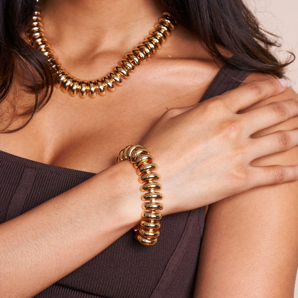 Kenneth Jay Lane Gold Chain Fold Over Clasp Bracelet