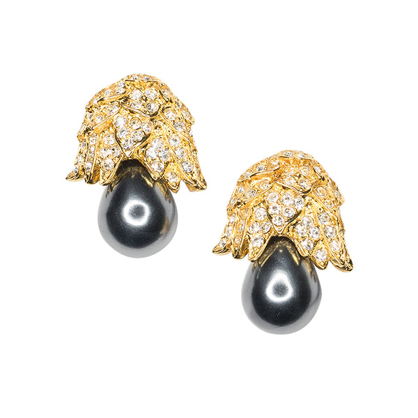 kenneth jay lane Jackie Kennedy Grey Pearl Clip Earrings