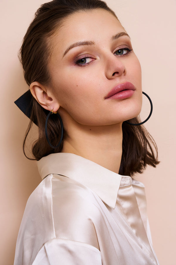 Kenneth Jay Lane Black Thin Hoop Pierced Earrings