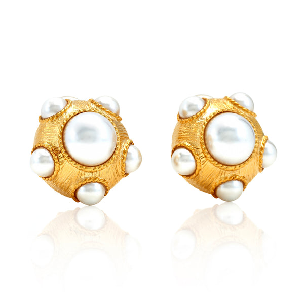 kenneth jay lane Pearl Cabochon Clip-On Earrings
