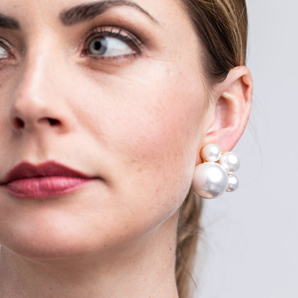 Kenneth Jay Lane Pearl Cluster Clip Earring