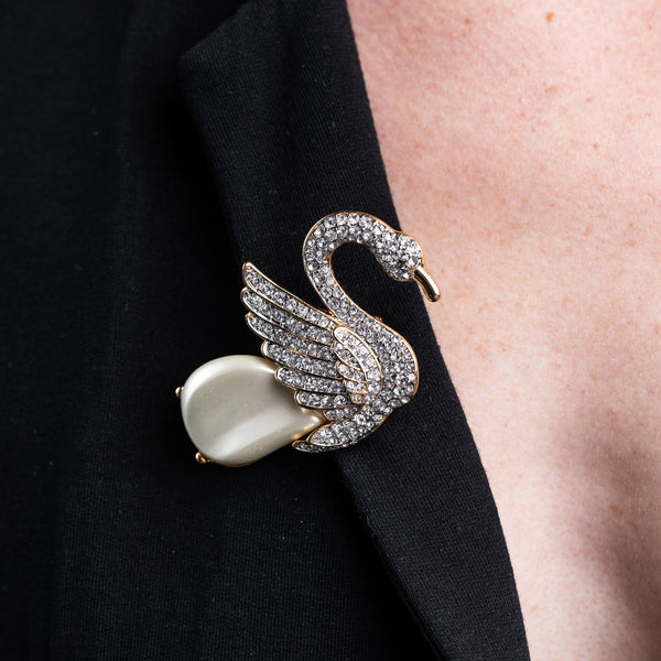 Kenneth Jay Lane Rhinestone And Pearl Swan Pin