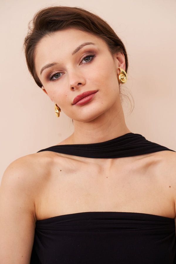 Kenneth Jay Lane Shell Clip-On Earrings