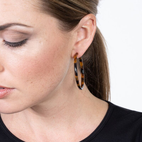 kenneth jay lane Thin Tortoise Hoop Earrings