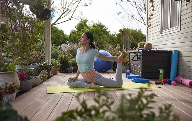 Keter Brightwood 120 Gallon Deck Box - Brown