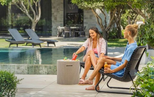 Keter Cooler Side Table - Cappuccino