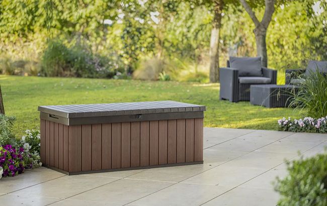 Keter Darwin 100 Gallon Deck Box - Brown