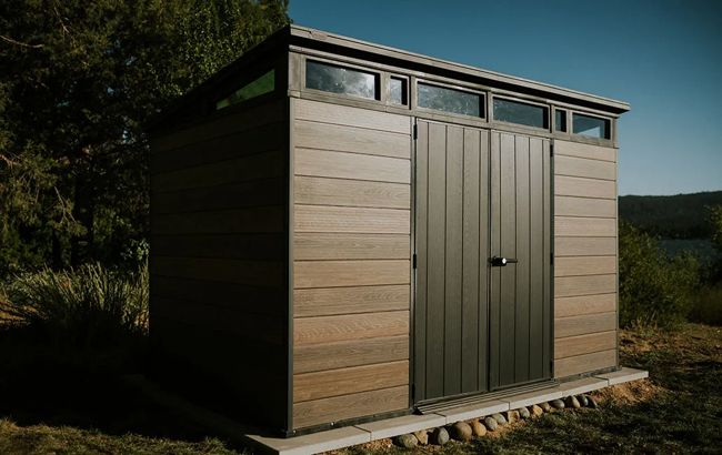 Keter Signature 11x7 Storage Shed - Walnut Brown