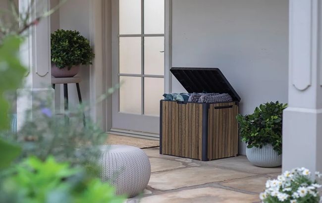 Keter Signature 30 Gallon Deck Box - Walnut Brown