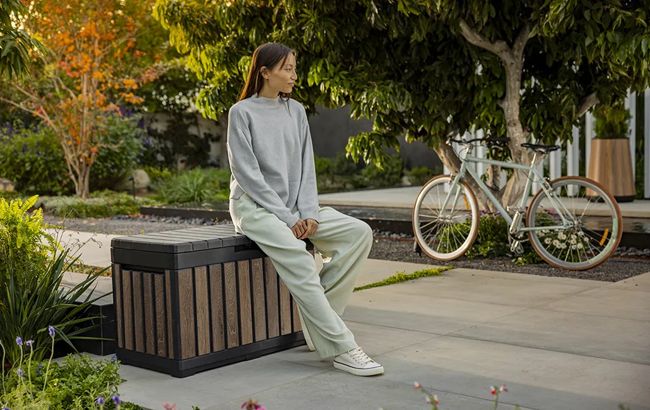 Keter Signature 50 Gallon Deck Box - Walnut Brown