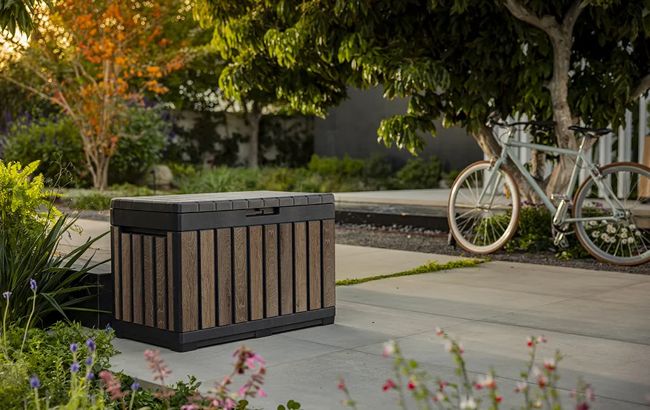 Keter Signature 50 Gallon Deck Box - Walnut Brown