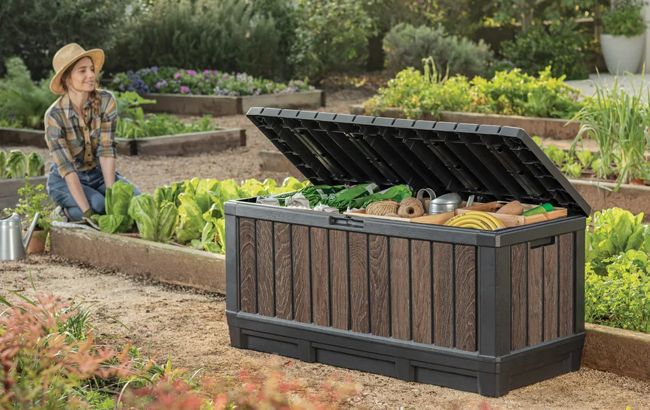 Keter Signature 92 Gallon Deck Box - Walnut Brown