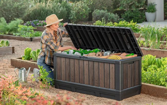 Keter Signature 92 Gallon Deck Box - Walnut Brown