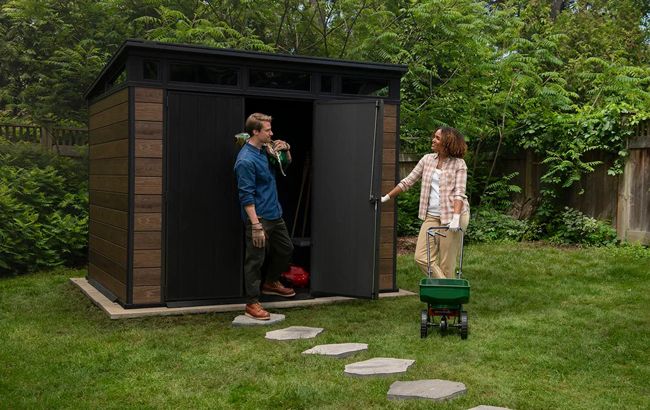 Keter Signature 9x7 Storage Shed - Walnut Brown