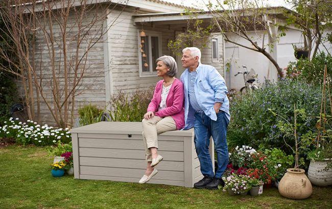 Keter Westwood 150 Gallon Deck Box - Beige