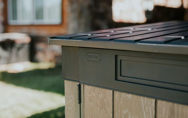 Keter Signature Horizontal Storage Shed - Walnut Brown