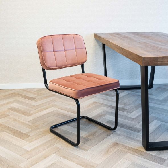 KICK IVY Tubular Frame Chair - Pink