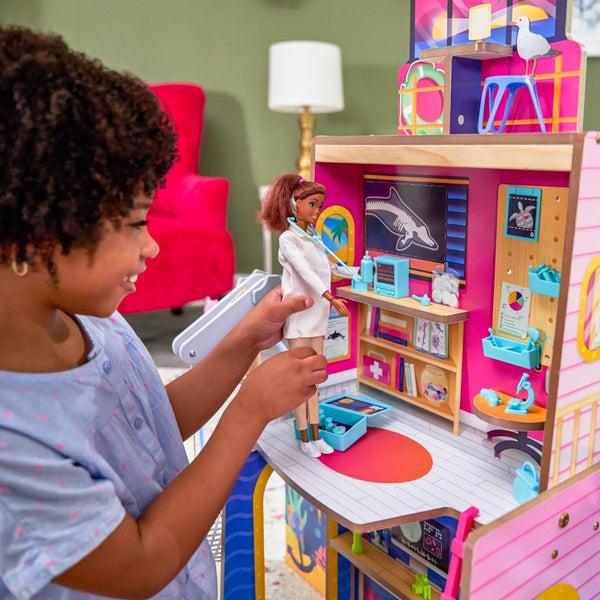 Kidkraft 2-in-1 Beach & Rescue Center Dollhouse