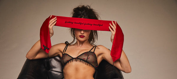 Kiki De Montparnasse Fucking Beautiful Blindfold Red/black