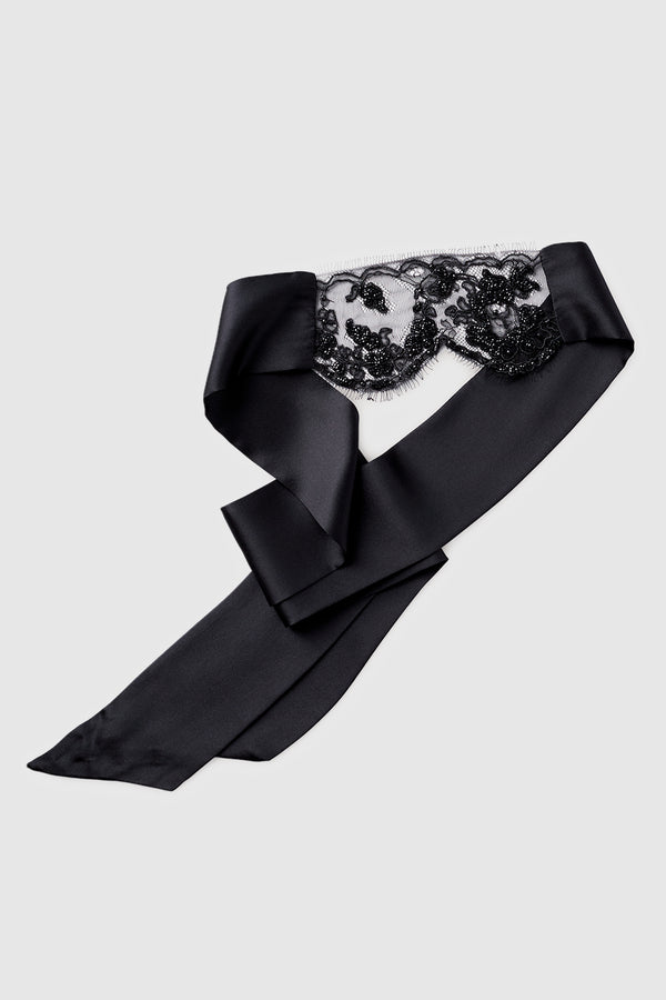 Kiki De Montparnasse Lace Beaded Blindfold