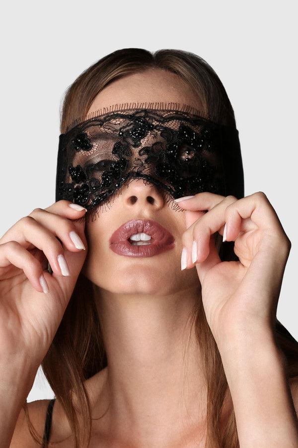 Kiki De Montparnasse Lace Beaded Blindfold