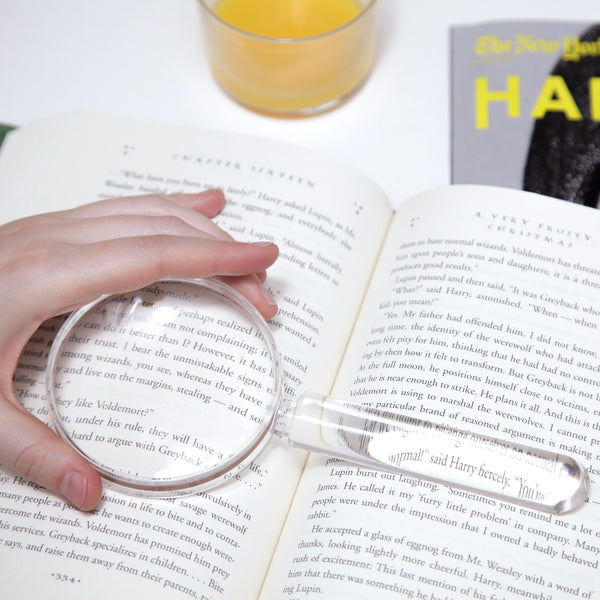 Kikkerland 2-in-1 Magnifier