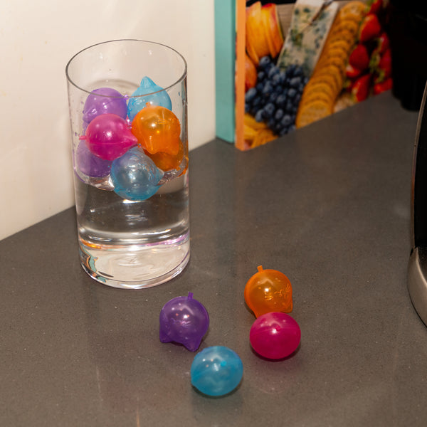 Kikkerland 24 Reusable Cat Ice Cubes