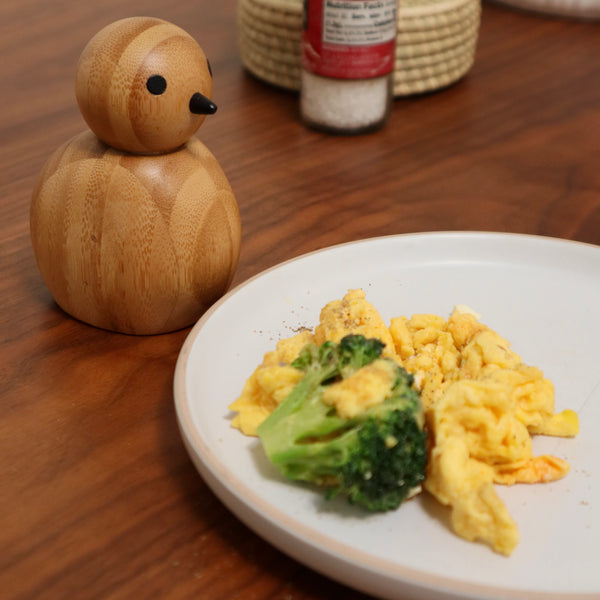 Kikkerland Birdy Grinder