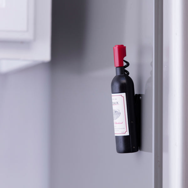 Kikkerland Bordeaux Magnetic Corkscrew