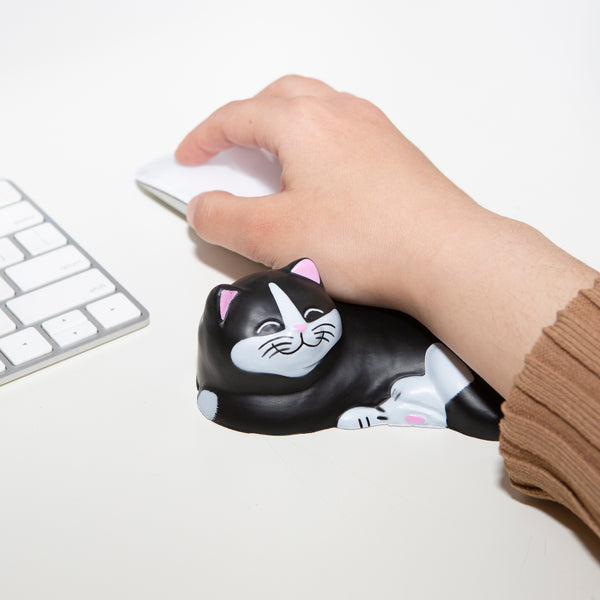 Kikkerland Cat Wrist Rest