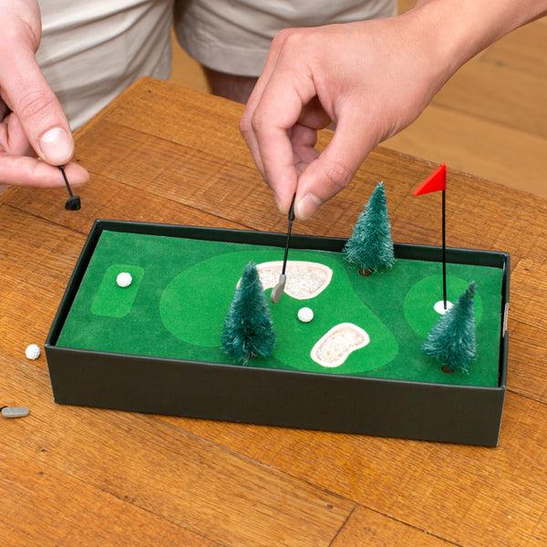 Kikkerland Desktop Golf