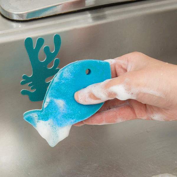 Kikkerland Fish Grab 'N Scrub