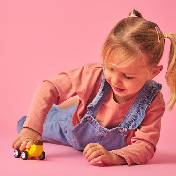 Kikkerland Kidoki Fruit-Fun Pullback Cars