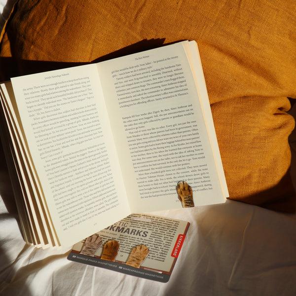 Kikkerland Magnetic Cat Paw Bookmarks