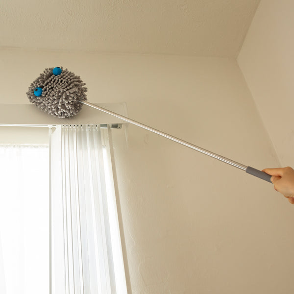 Kikkerland Monster Duster