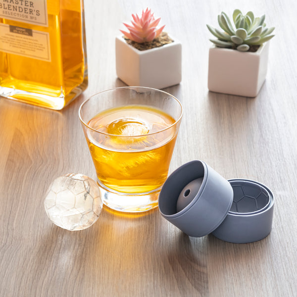 Kikkerland Soccer Ball Ice Ball Molds