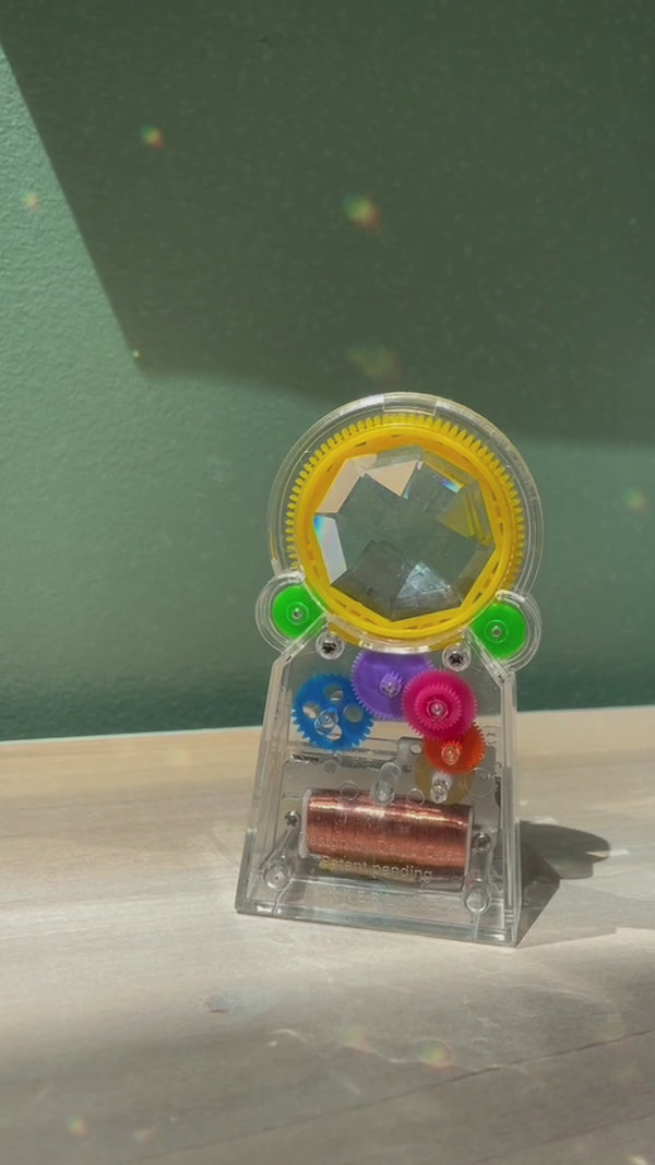 Kikkerland Solar Powered Standing RainbowMaker®