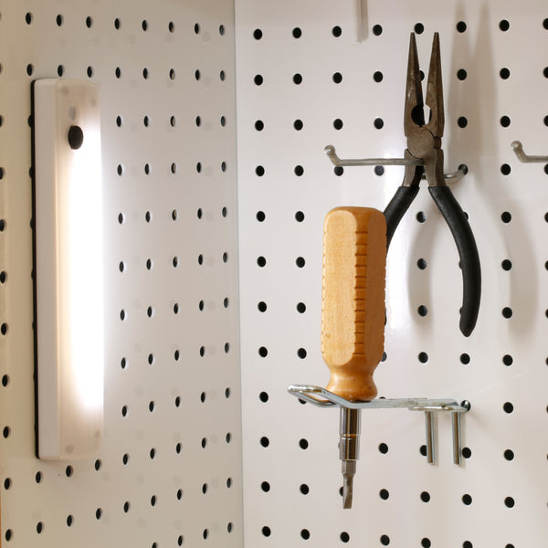 Kikkerland Super Bright Cabinet Light