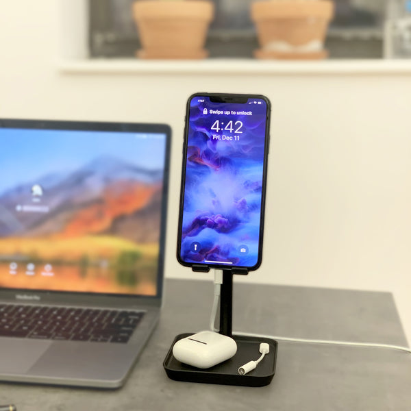 Kikkerland The Perfect Phone Stand In Black