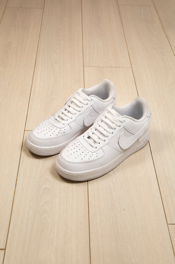 Kikkerland White No-Tie Shoe Bands