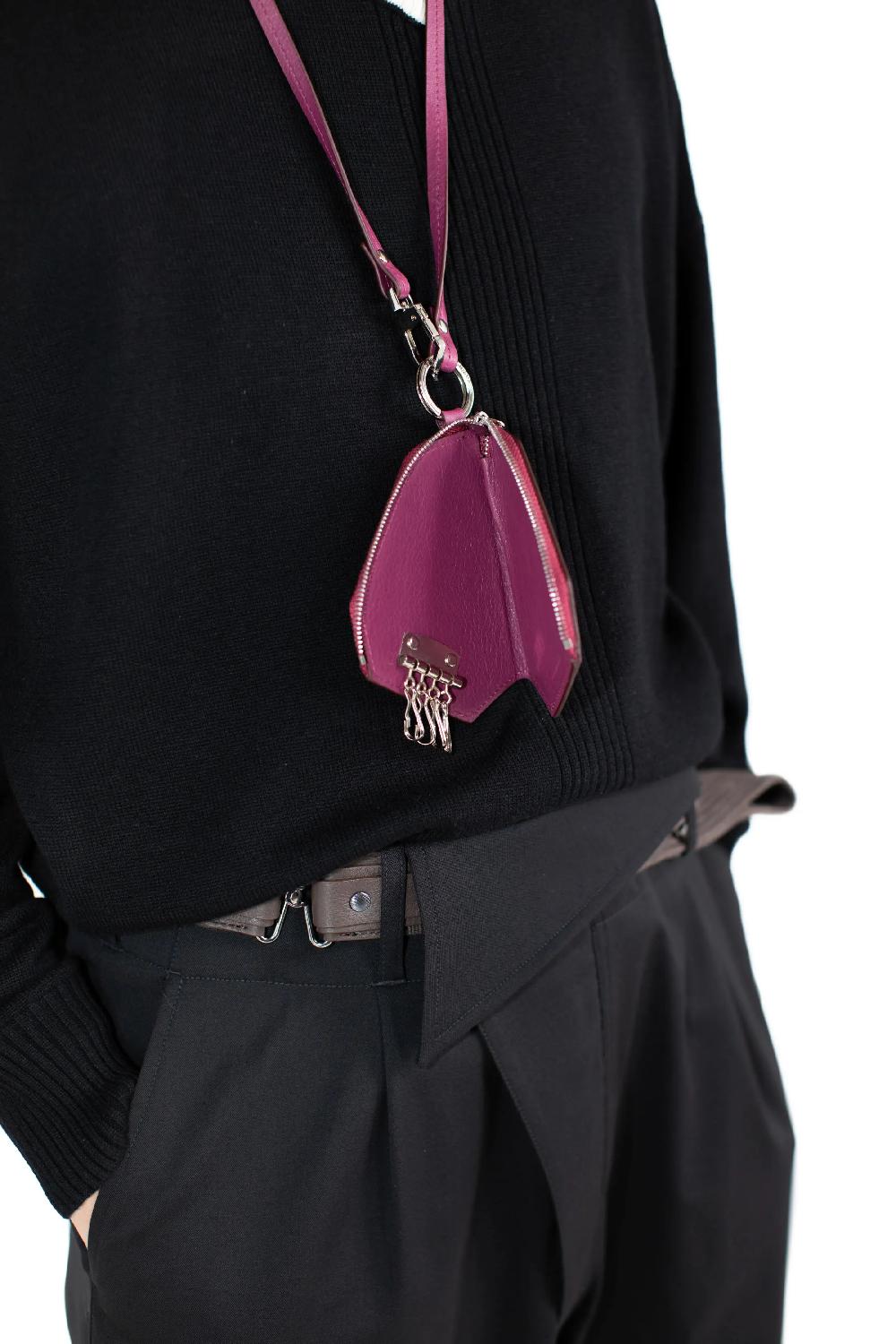 Kiko Kostadinov OHNE KEYCASE - RED WINE