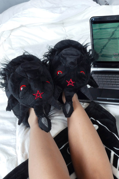 killstar Dark Lord Slippers Black