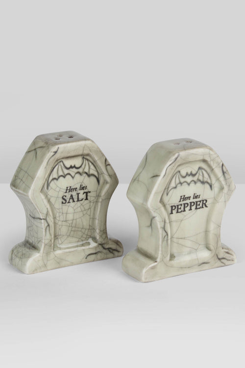 Killstar Rip Salt & Pepper Shakers Grey